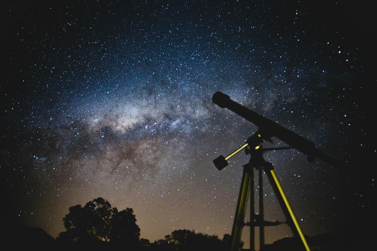 Collection of the best amateur telescopes for 2025 arranged for comparison